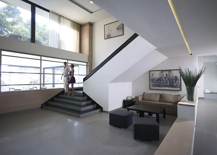 White Rocks Kefalonia 4*